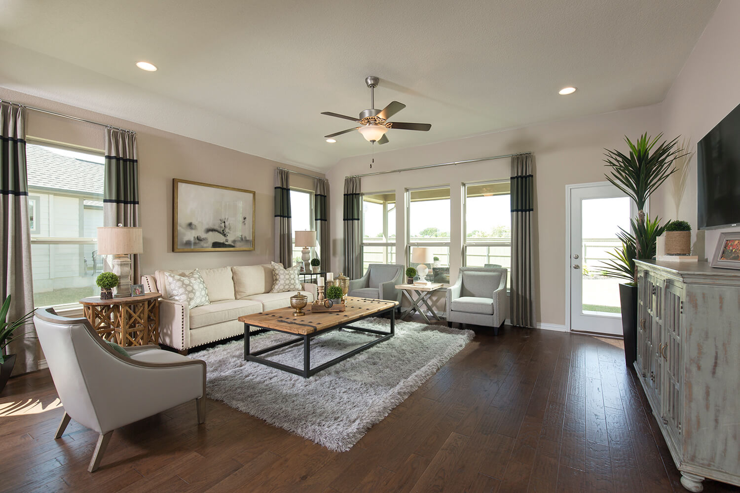 Hutto Town SquareNew Homes By Coventry Homes