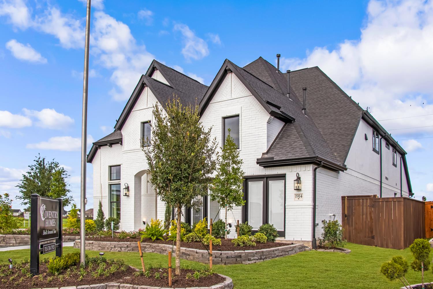 Model Home at 1914 Olmsted Ct in Cane Island 55' Coventry Homes