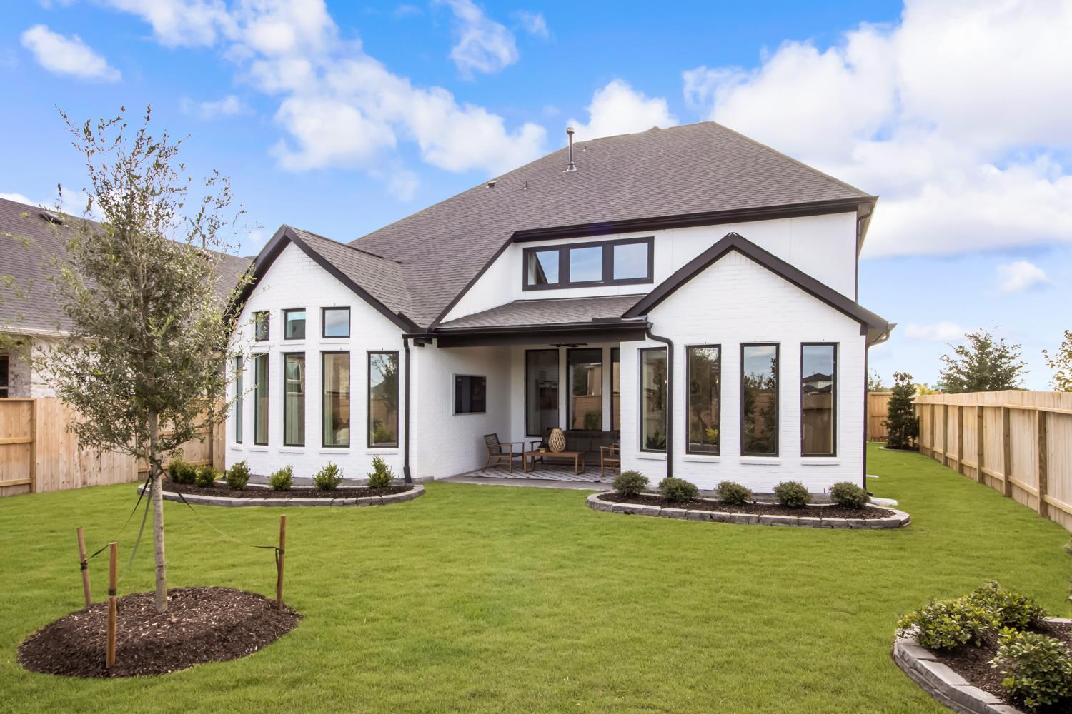 Model Home at 1914 Olmsted Ct in Cane Island 55' Coventry Homes